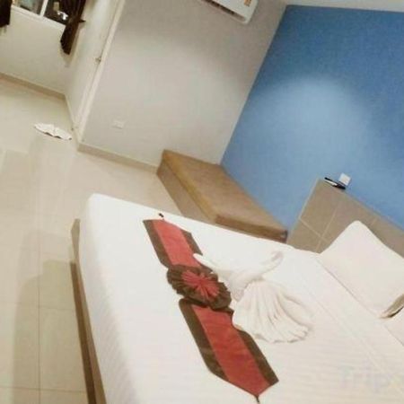 P.F Mansion Hotel Chaweng  Exterior photo
