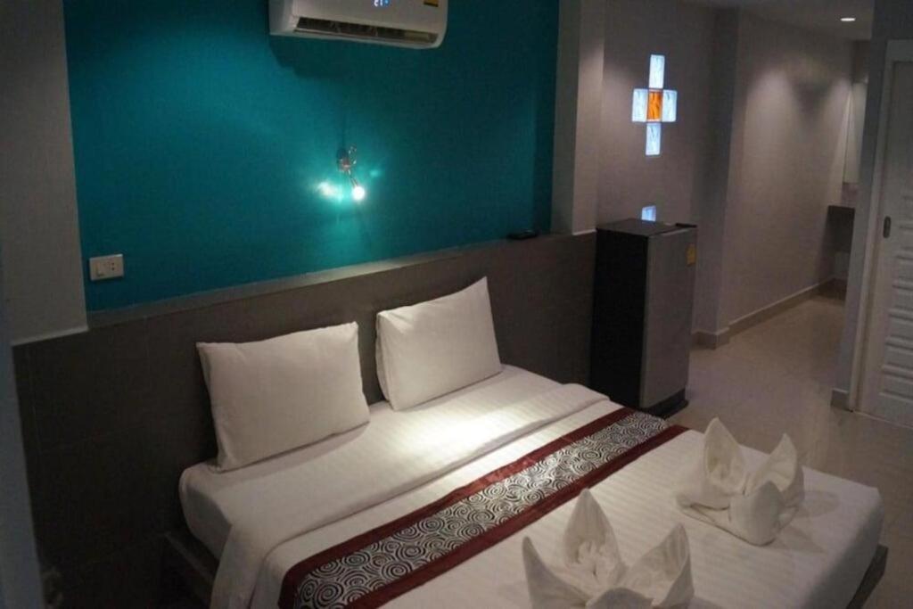 P.F Mansion Hotel Chaweng  Exterior photo