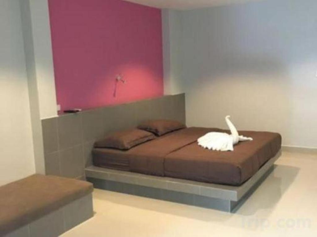 P.F Mansion Hotel Chaweng  Exterior photo