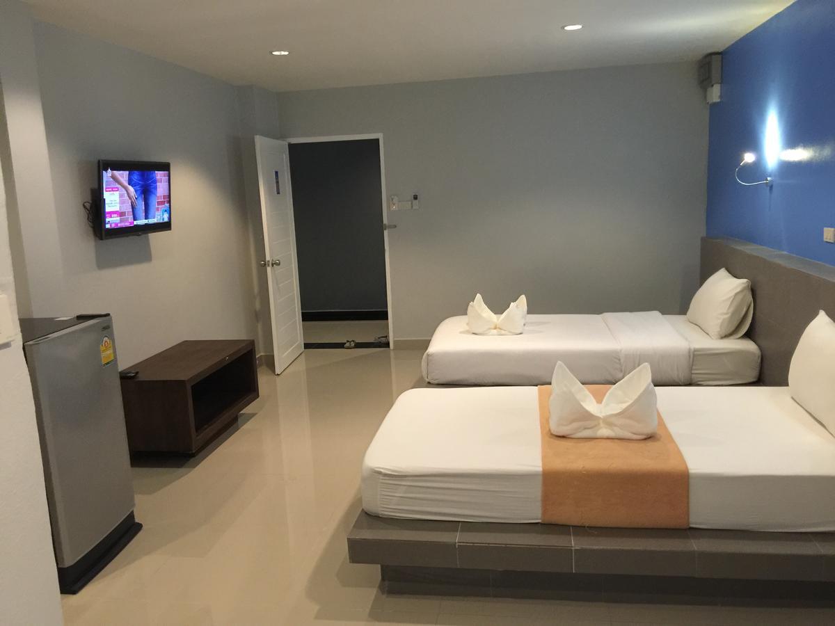 P.F Mansion Hotel Chaweng  Exterior photo